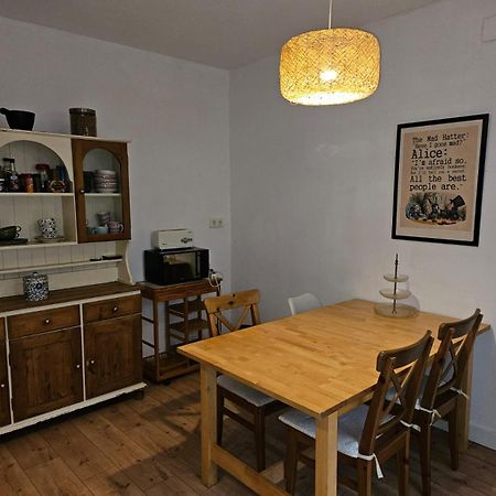 River Ebro Apartments مورا دي إبري المظهر الخارجي الصورة