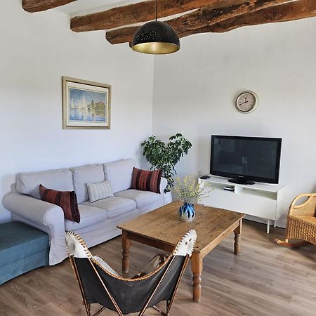 River Ebro Apartments مورا دي إبري المظهر الخارجي الصورة