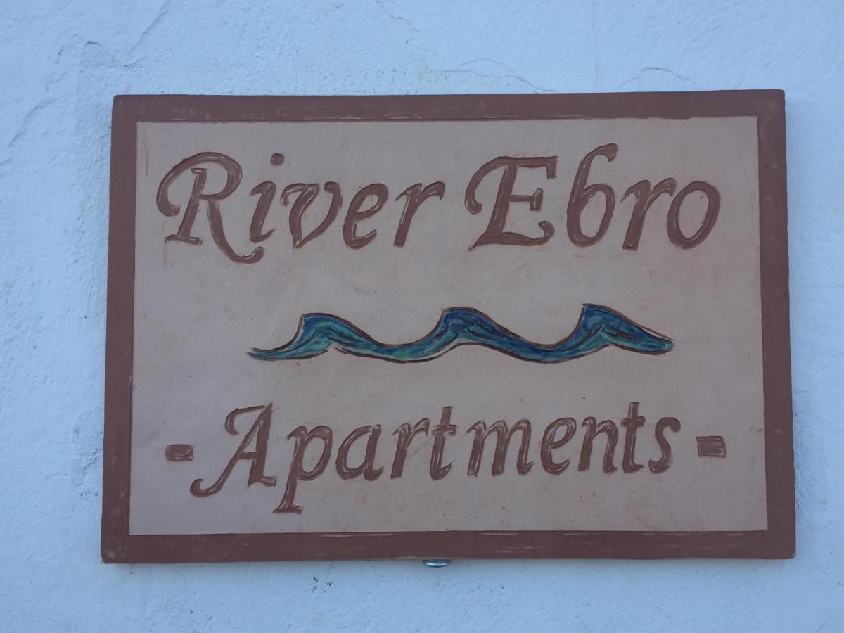 River Ebro Apartments مورا دي إبري المظهر الخارجي الصورة