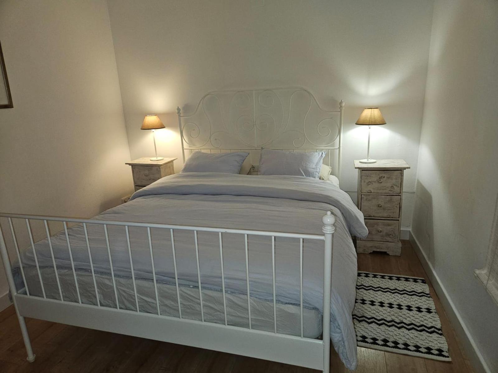 River Ebro Apartments مورا دي إبري المظهر الخارجي الصورة