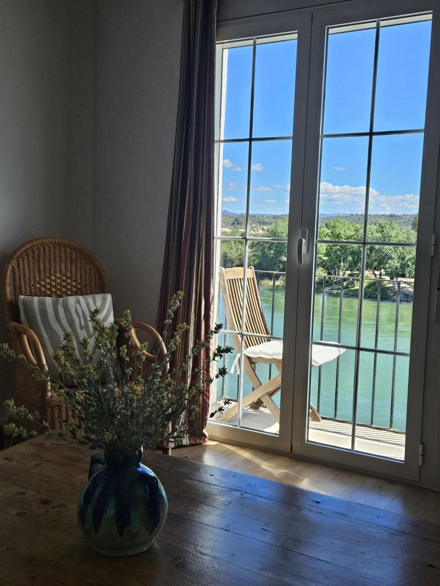 River Ebro Apartments مورا دي إبري المظهر الخارجي الصورة