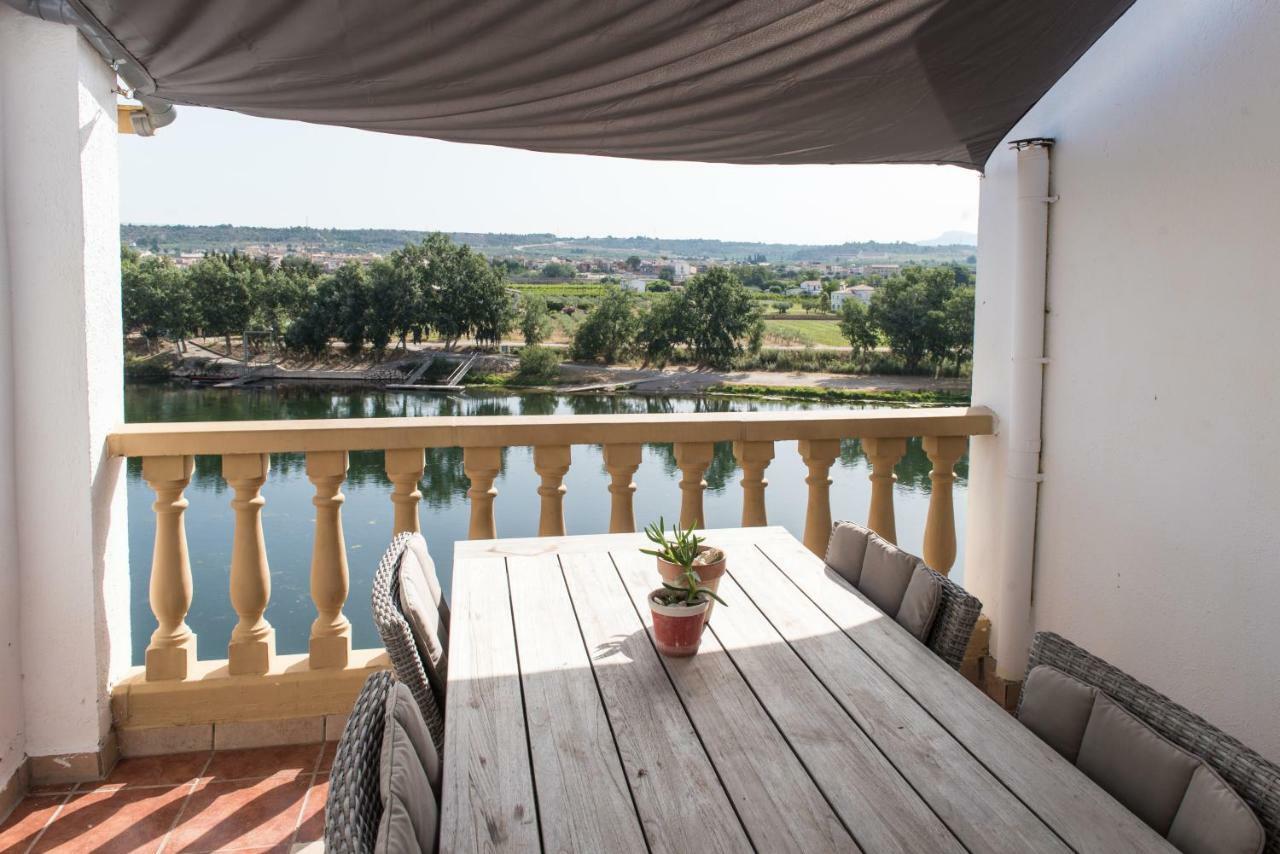 River Ebro Apartments مورا دي إبري المظهر الخارجي الصورة